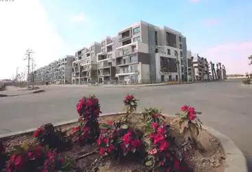 https://aqarmap.com.eg/en/listing/5069538-for-sale-cairo-new-cairo-compounds-cleo-water-residence-palm-hills