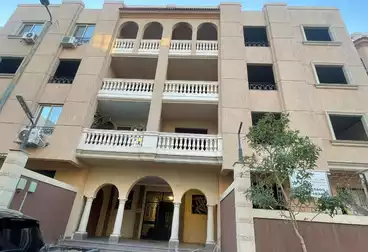 https://aqarmap.com.eg/en/listing/4655696-for-sale-new-cairo-grand-caesar-thiqa