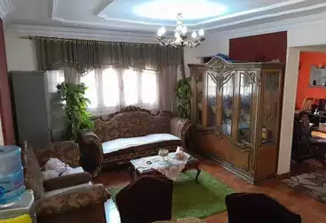 https://aqarmap.com.eg/ar/listing/4667270-for-sale-cairo-faisal-kafr-tohormos-queen-nazli-st