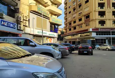 https://aqarmap.com.eg/ar/listing/4679822-for-rent-cairo-manial-el-rawda-st