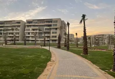 Apartment for sale in Capital Gardens Palm Hills, Mostakbal City Compounds