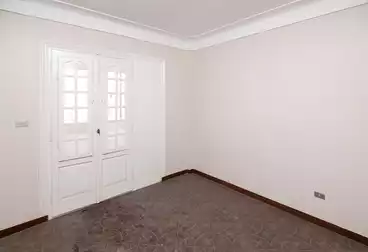 Apartments For rent in El Sultan Hussein St.