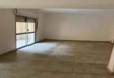 Apartment for sale in Mohandiseen Towers in Maadi Corniche - area 125 square meters - front 8th floor - super deluxe finishing - 3 bedrooms - 2 bathrooms