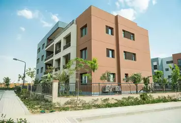 Apartment for sale in district 5 compound - Marakez - New cairo