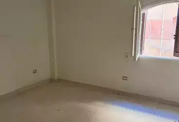 https://aqarmap.com.eg/ar/listing/4817516-for-rent-cairo-new-cairo-el-ahyaa-fourth-neighborhood-street-1