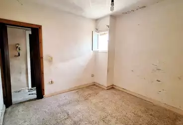 https://aqarmap.com.eg/en/listing/4892251-for-sale-alexandria-moharram-bey-aref-st