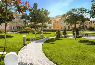 https://aqarmap.com.eg/en/listing/4895668-for-sale-cairo-new-cairo-compounds-hyde-park-centre-ville-hyde-park