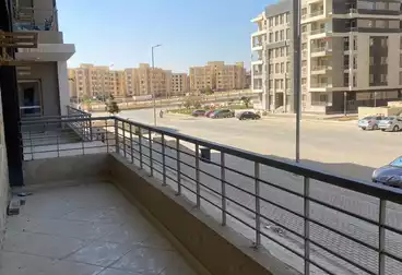 130 sqm ground floor apartment with private garden for sale in Dar Misr Al Andalus Compound, New Cairo, immediate receipt