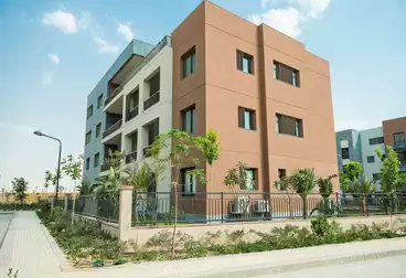 Town House For sale in Town Homes - District 5 Compound