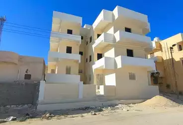 https://aqarmap.com.eg/ar/listing/4901754-for-sale-marsa-matruh-marsa-matrouh-city-alam-el-roum-st