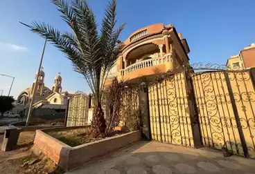 https://aqarmap.com.eg/ar/listing/4906149-for-sale-cairo-6th-of-october-compounds-dream-land-flower-resort