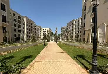 Apartment with Garden For sale in Village West Compound - Dorra