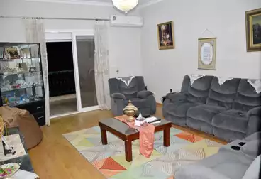 https://aqarmap.com.eg/en/listing/4956823-for-rent-cairo-new-cairo-lrhb-city