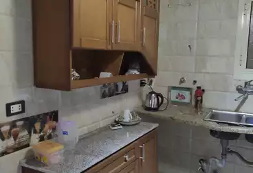 https://aqarmap.com.eg/ar/listing/4963099-for-rent-cairo-el-maadi-zahraa-el-maadi-al-khamseen-st