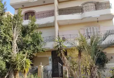 https://aqarmap.com.eg/en/listing/4967040-for-sale-cairo-new-cairo-el-ahyaa-second-neighborhood-street-70