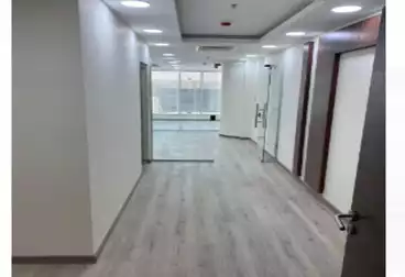 Trivium Square North 90ST - Mall Finished Office 114m for rent