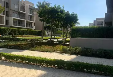 https://aqarmap.com.eg/en/listing/4976523-for-sale-cairo-new-cairo-compounds-fifth-square