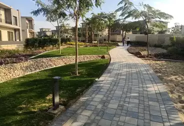 https://aqarmap.com.eg/en/listing/4980178-for-sale-cairo-new-cairo-compounds-swan-lake-the-phoenix-hassan-allam