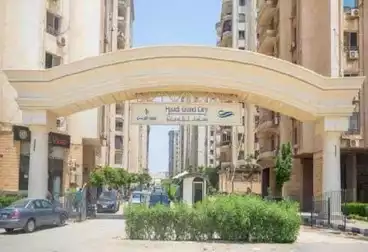 https://aqarmap.com.eg/en/listing/4989317-for-sale-cairo-el-maadi-compounds-maadi-grand-city