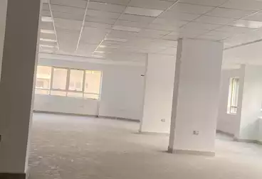 Corporate Branch For rent in El Nasr St.