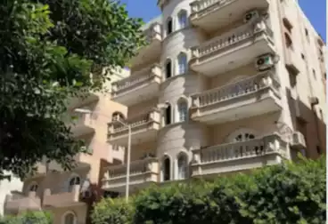 https://aqarmap.com.eg/en/listing/5002455-for-sale-cairo-6th-of-october-el-ahyaa-neighborhood-1st