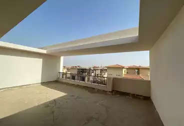 Town House For sale in Compound in Alex-Cairo Desert Road