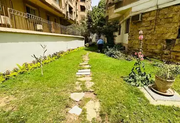 https://aqarmap.com.eg/en/listing/5004842-for-rent-cairo-el-maadi-sarayat-el-maadi-mostafa-kamel-square