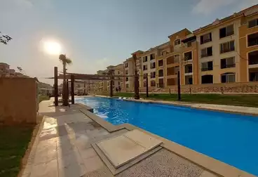 Studio with a garden, down payment of 150 thousand and installments over 8 years in Sarai	