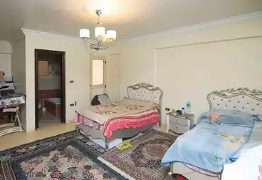 https://aqarmap.com.eg/en/listing/5006808-for-sale-alexandria-glim-shr-ljysh