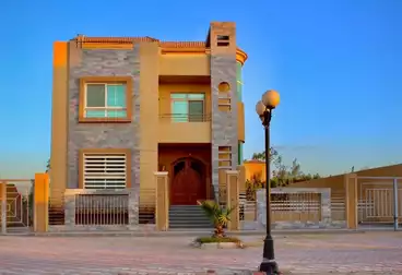 https://aqarmap.com.eg/ar/listing/5077103-for-sale-cairo-el-sheikh-zayed-city-lshykh-zyd-ljdyd-kmbwnd-jryn-syty