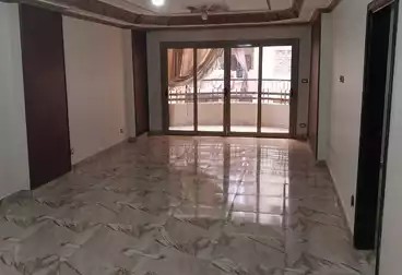 Apartments For rent in Moustafa Refae St.