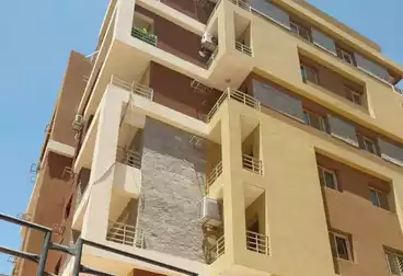 https://aqarmap.com.eg/ar/listing/5024773-for-sale-cairo-el-shorouk-compounds-ganet-el-shorouk