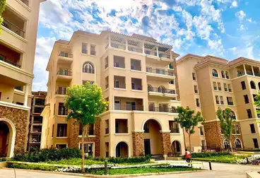 https://aqarmap.com.eg/ar/listing/5028911-for-sale-cairo-new-cairo-compounds-90-avenue-mall-tabarak