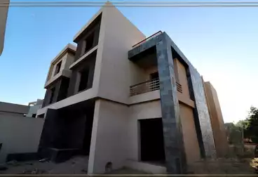 Twin House For sale in El karma 4 Compound - TMG