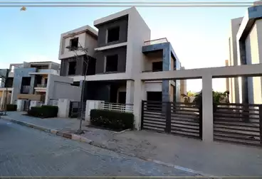 Twin House For sale in El karma 4 Compound - TMG