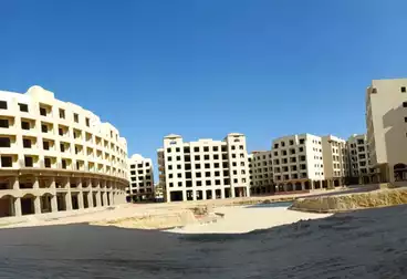  شقة غرفة وصالة 73 م Street view ب Atlantis Resort الهضبة بالقرب من الممشي السياحي بالغردقة بالتقسيط