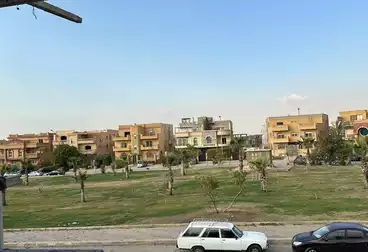 https://aqarmap.com.eg/ar/listing/5044948-for-sale-cairo-new-cairo-sharq-el-akadamiya-al-tahrir-st