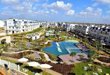 https://aqarmap.com.eg/ar/listing/5050515-for-sale-cairo-6th-of-october-compounds-mountain-view-chillout-park-mountain-view-lakeside