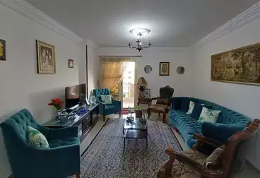 Apartment for sale 185 m Kafr Abdo (Sant Giyn Square)