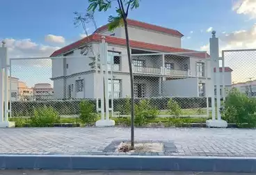 Twin House For sale in Zahya - City Edge