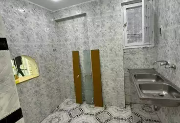 https://aqarmap.com.eg/ar/listing/5084433-for-sale-alexandria-l-jmy-lbytsh-ain-shams-st