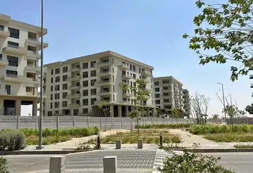 Apartment for sale in Al Burouj Compound, immediate delivery in installments over 4 years