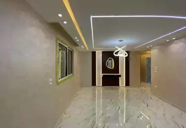 Apartments For sale - 3 rooms - floor 4