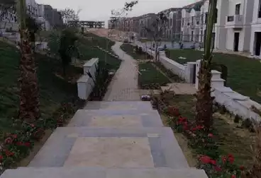 شقق للبيع - 3 غرف - بالدور 5