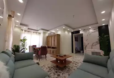 Furnished Apartment For rent - 3 rooms - floor 6