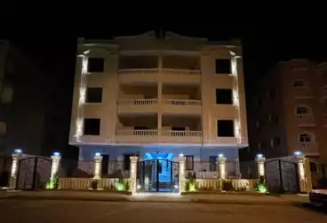 شقق للبيع - 3 غرف - بالدور 1