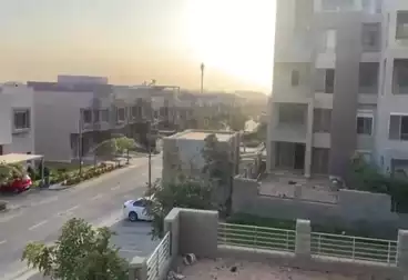 Duplex with Garden For sale - 4 rooms - floor 0