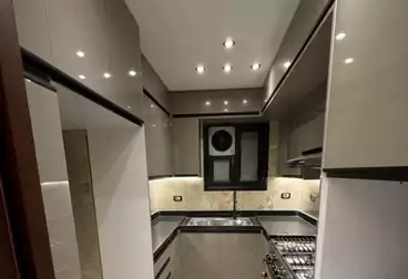Apartments For rent - 2 rooms - floor 5