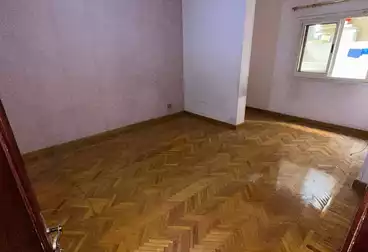 Apartments For sale - 3 rooms - floor 1