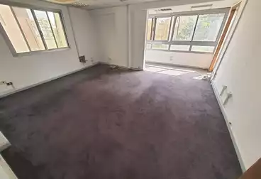 Administrative For rent - 5 rooms - floor 2